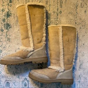 UGG Classic Sundance II Suede Boots